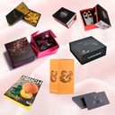 El plastificado soft touch otorga a los productos de imprenta, como cajas de packaging, un tacto cálido y suave que denota una sensación de producto de lujo o alta gama