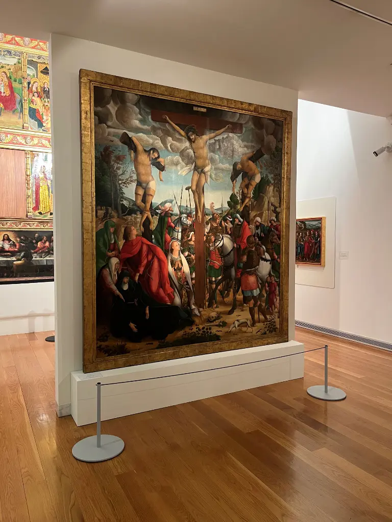 Poste Gallery Mini instalado por Asturalba en el museo de La Rioja para evitar que los visitantes se acerquen demasiado al cuadro