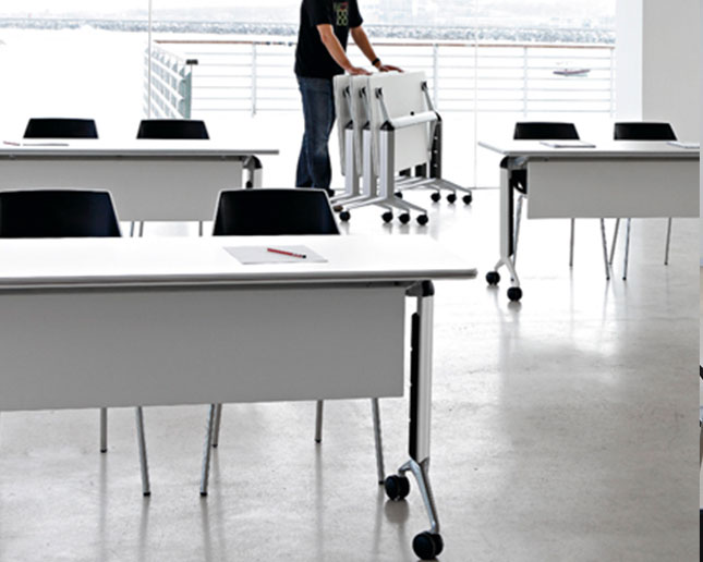 Mesa móvil y abatible Trama 80 Express para sala de formación