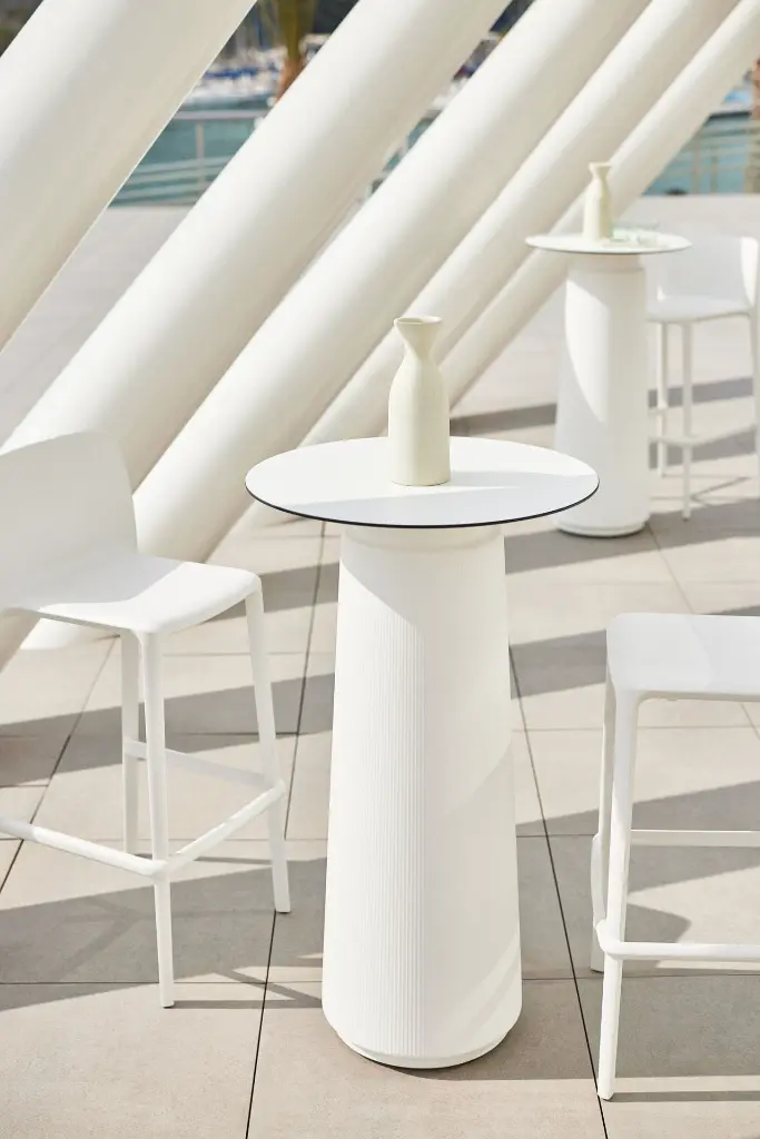 mesa-dorik-actiu-21.webp