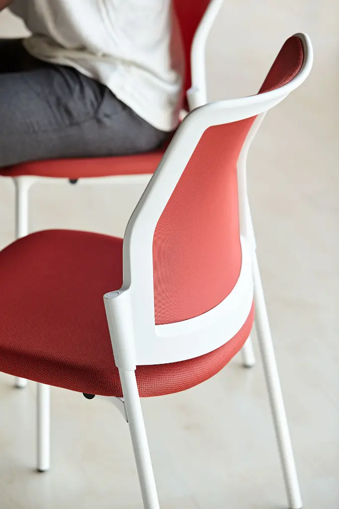 sillas-colectividades-urban-plus_8.webp