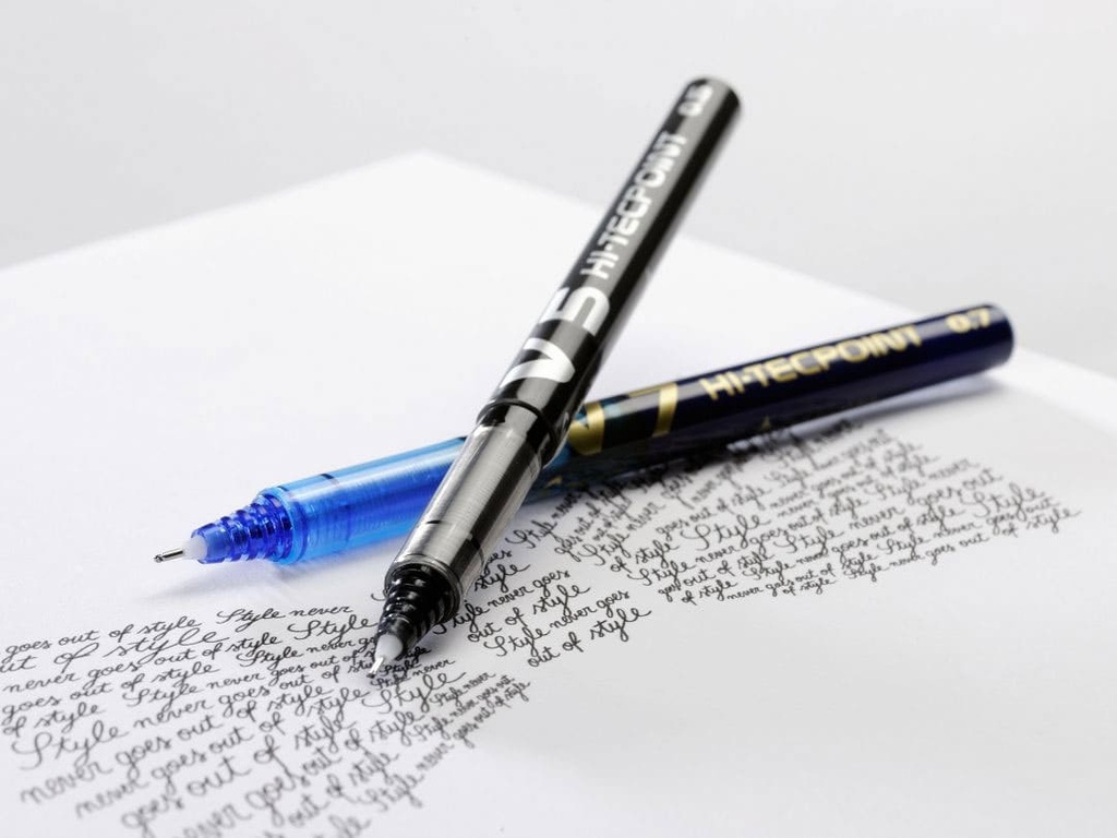 Bolígrafos tipo rotulador roller de tinta líquida Pilot V5 para escitura fina