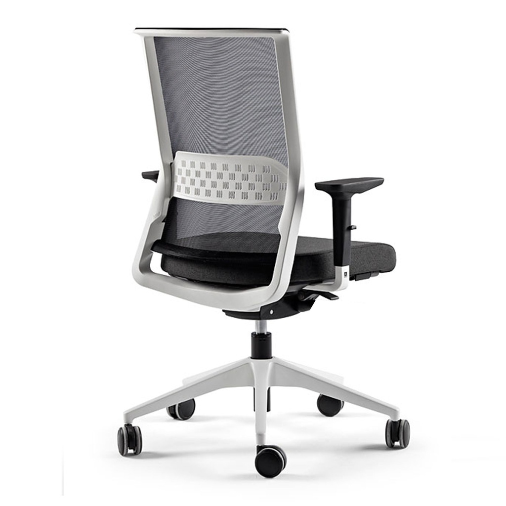 Silla Stay 30 malla Express Actiu con estructura blanca