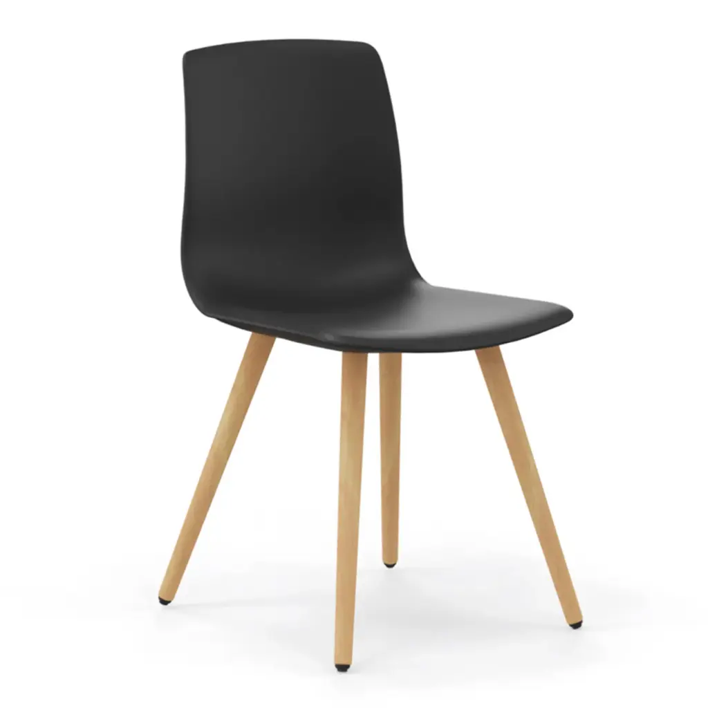 Silla Noom 50 con 4 patas de madera y carcasa de plástico