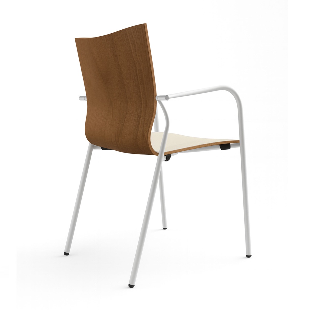Silla Ikara madera lacada y piel