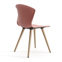 Silla Whass con 4 patas de madera y carcasa de plástico