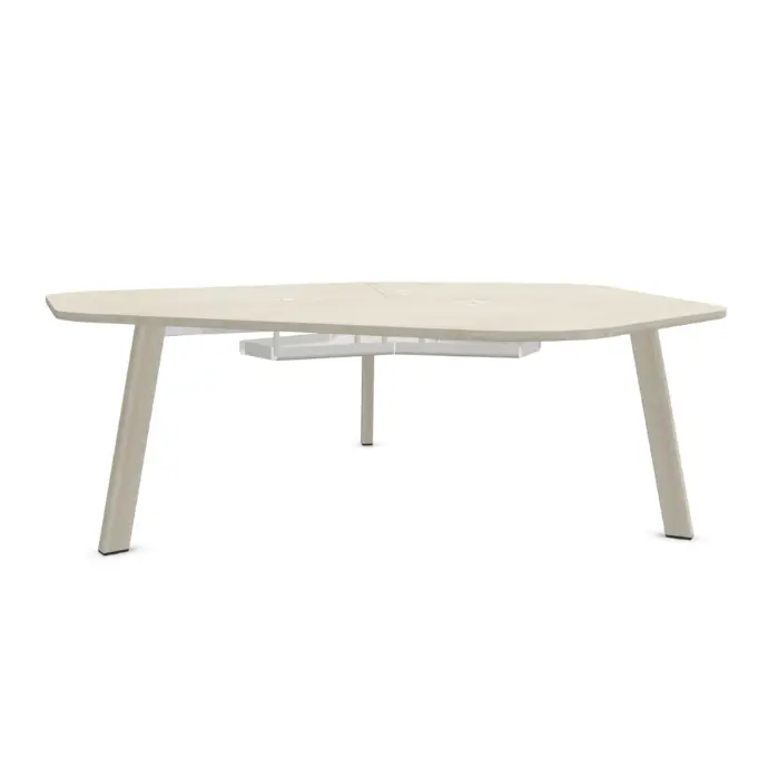 Mesa triple Gen Vital Plus 300 con 3 patas inclinadas Actiu