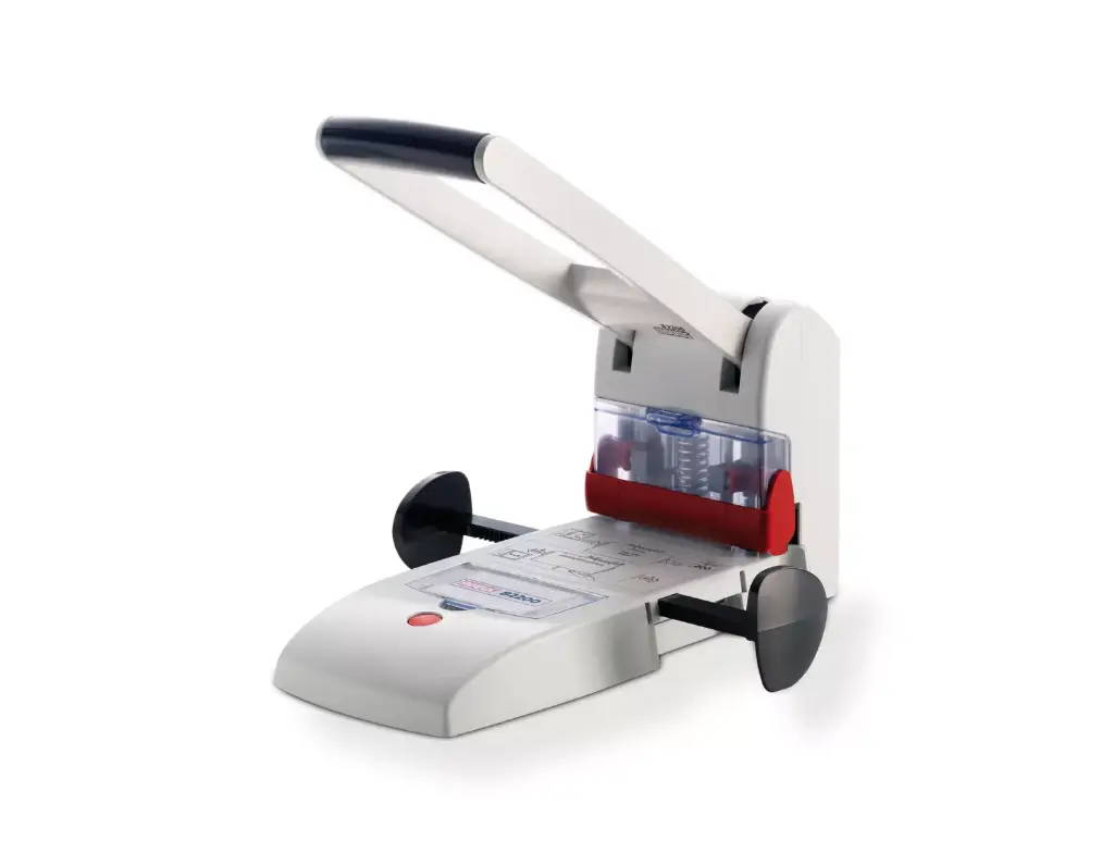 Perforadora de gran capacidad Novus B2200