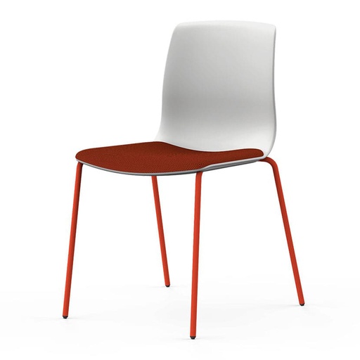 Silla Noom 50 con 4 patas de acero y asiento tapizado