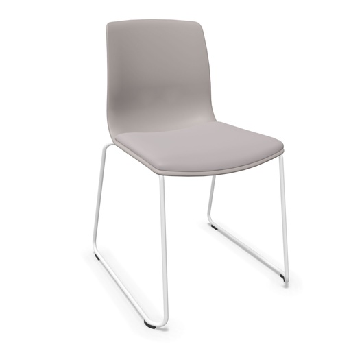 Silla Noom 50 con base patín y asiento acolchado